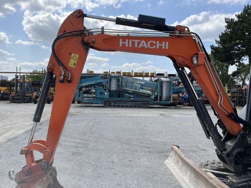 Mini-pelle Hitachi ZX33U-5A CLR (2015) – Occasion – Image 15