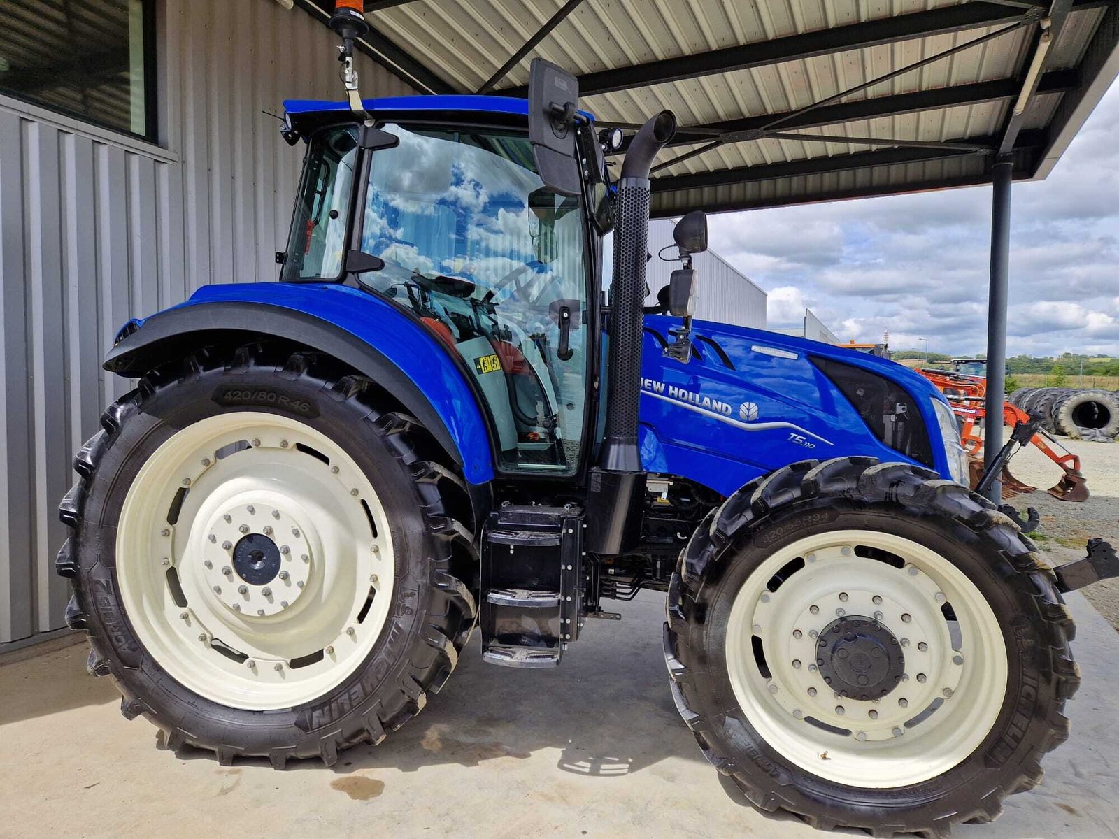 NEW HOLLANDT5.110 ELECTRO COMMAND – Image 4