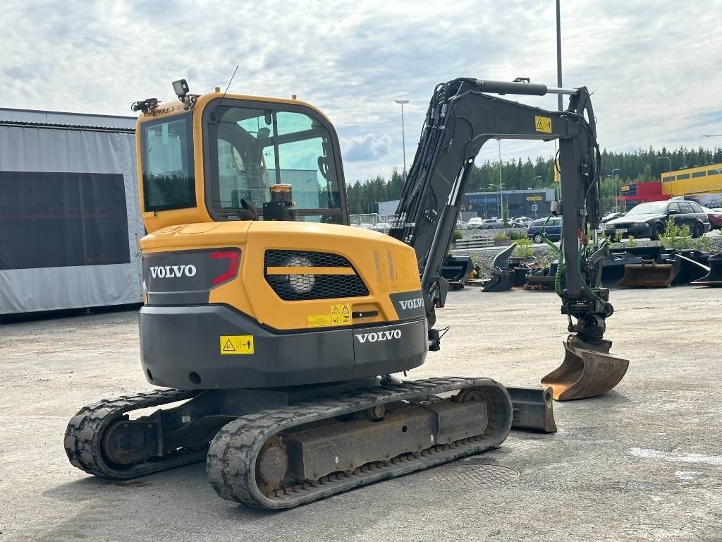 VOLVO ECR35D 2020 + 3 GODETS – Mini Pelle 3,5T – Image 7