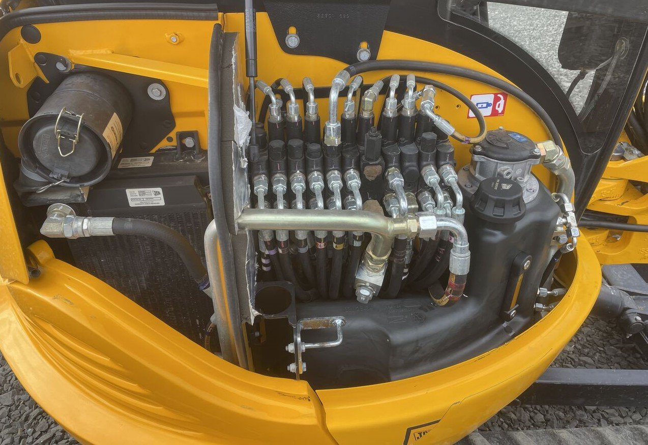 JCB 8035 ZTS + 3 GODETS – Mini Pelle 3,6T – Image 7