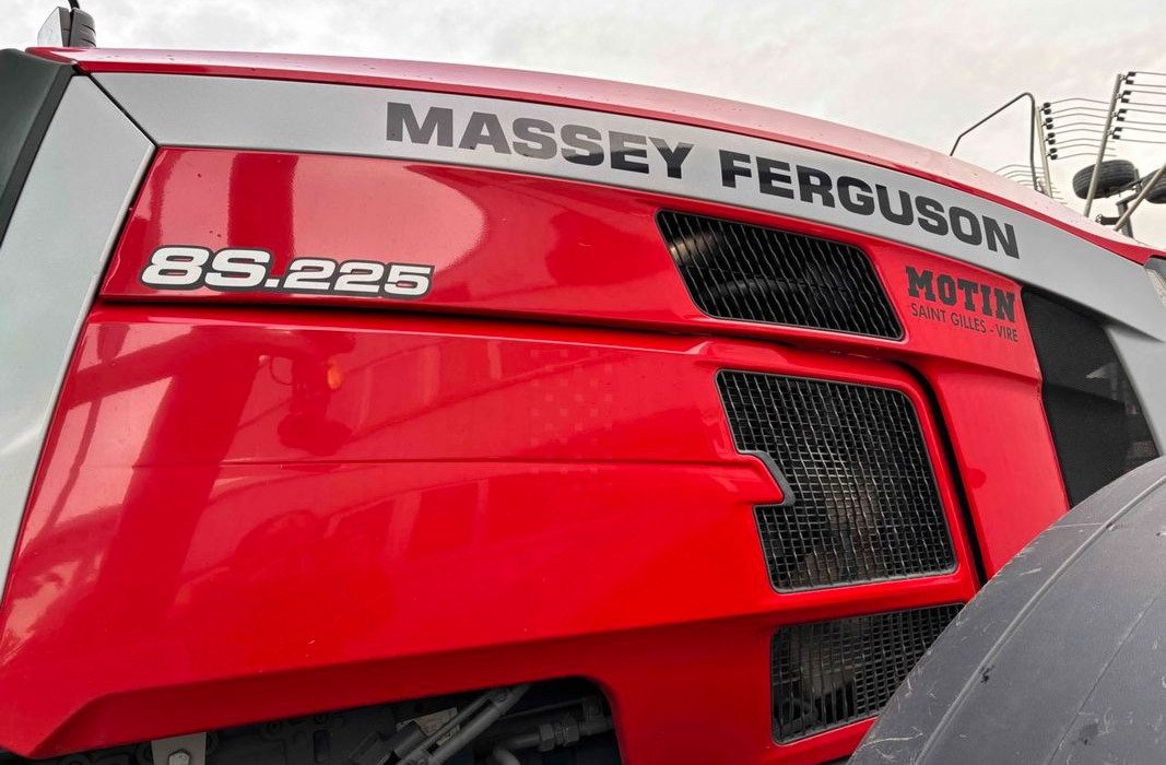 Tracteur Massey Ferguson MF 8S 225 EXCLUSIVE DYNA-VT – 4RM – 2022 – 225 h – Image 7