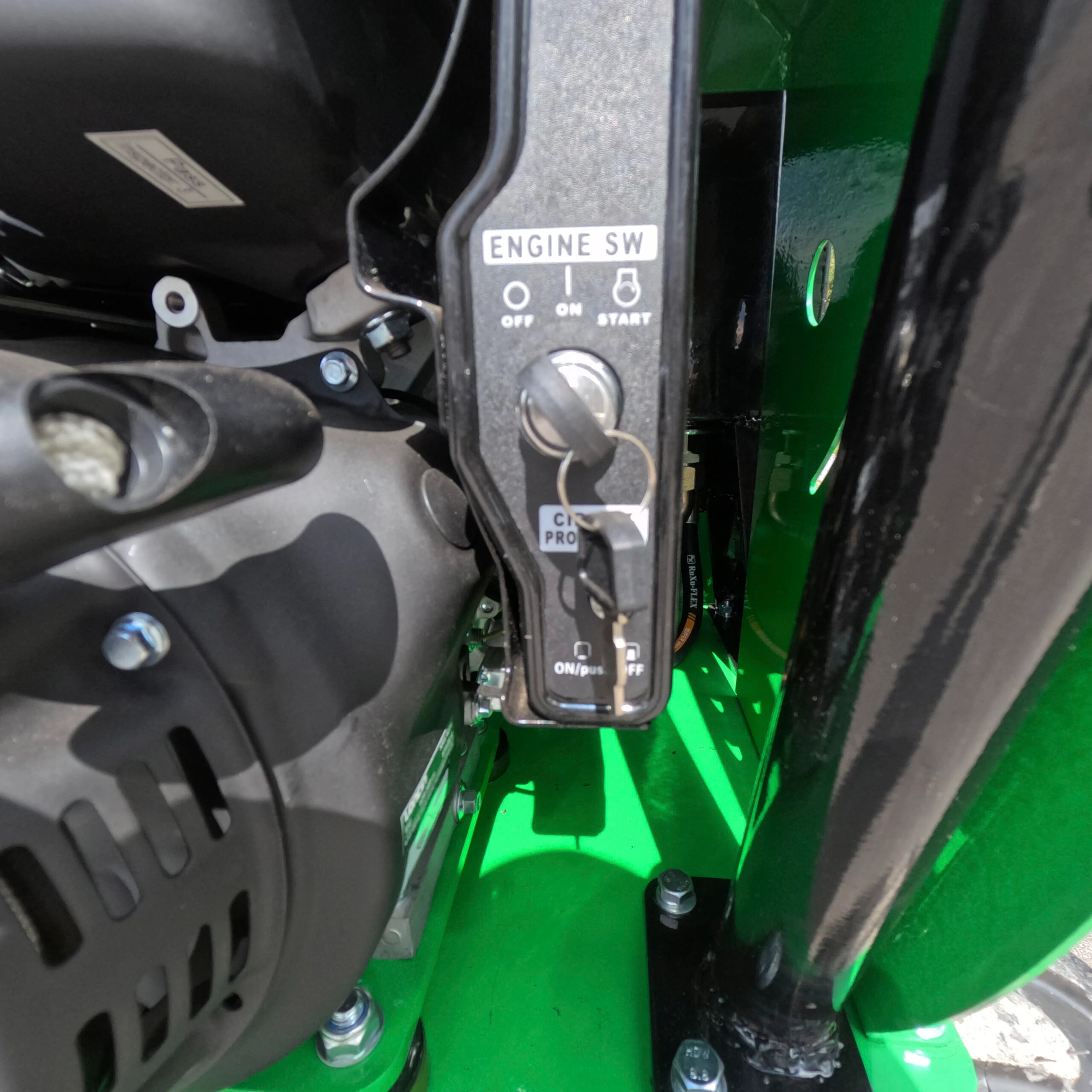 Mini-pelle sur roues Caivu HFT7 – Image 7