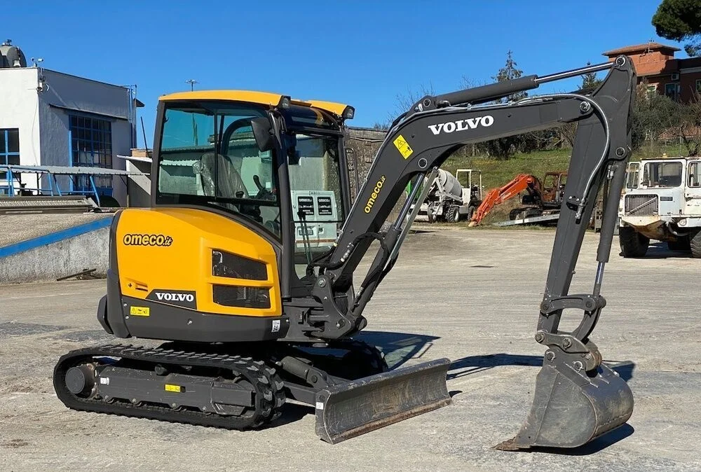 VOLVO ECR35D 2020 + 3 GODETS – Mini Pelle 3,5T – Image 15